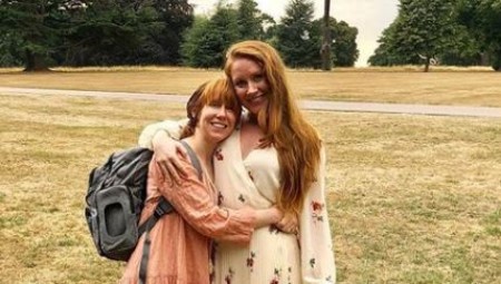 Twin Sister Paige and Jocelyn Howard Relationship Status